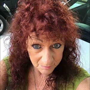 Meet your Posher, Helen